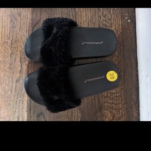Girls' Faux Fur Slides